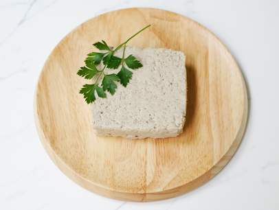 「里芋と豚肉の薬膳テリーヌ」